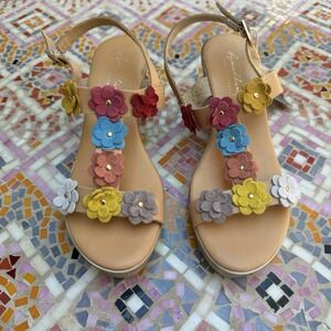 Sophia Milano Leather Wedge Strappy Sandals Flowers Women's Shoes Size 7.5 NEW‎